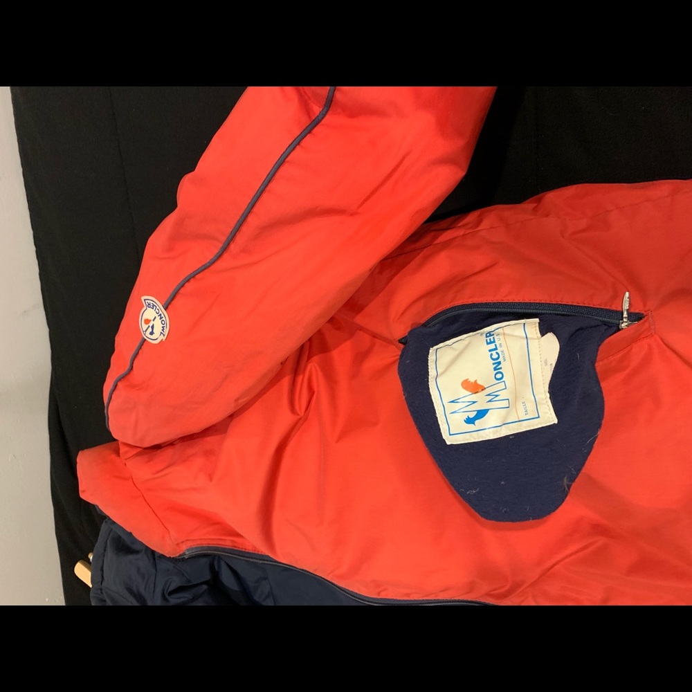 Reversible Moncler down coat - Picture 3 of 4
